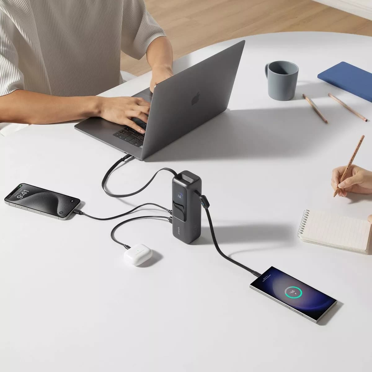 Anker header