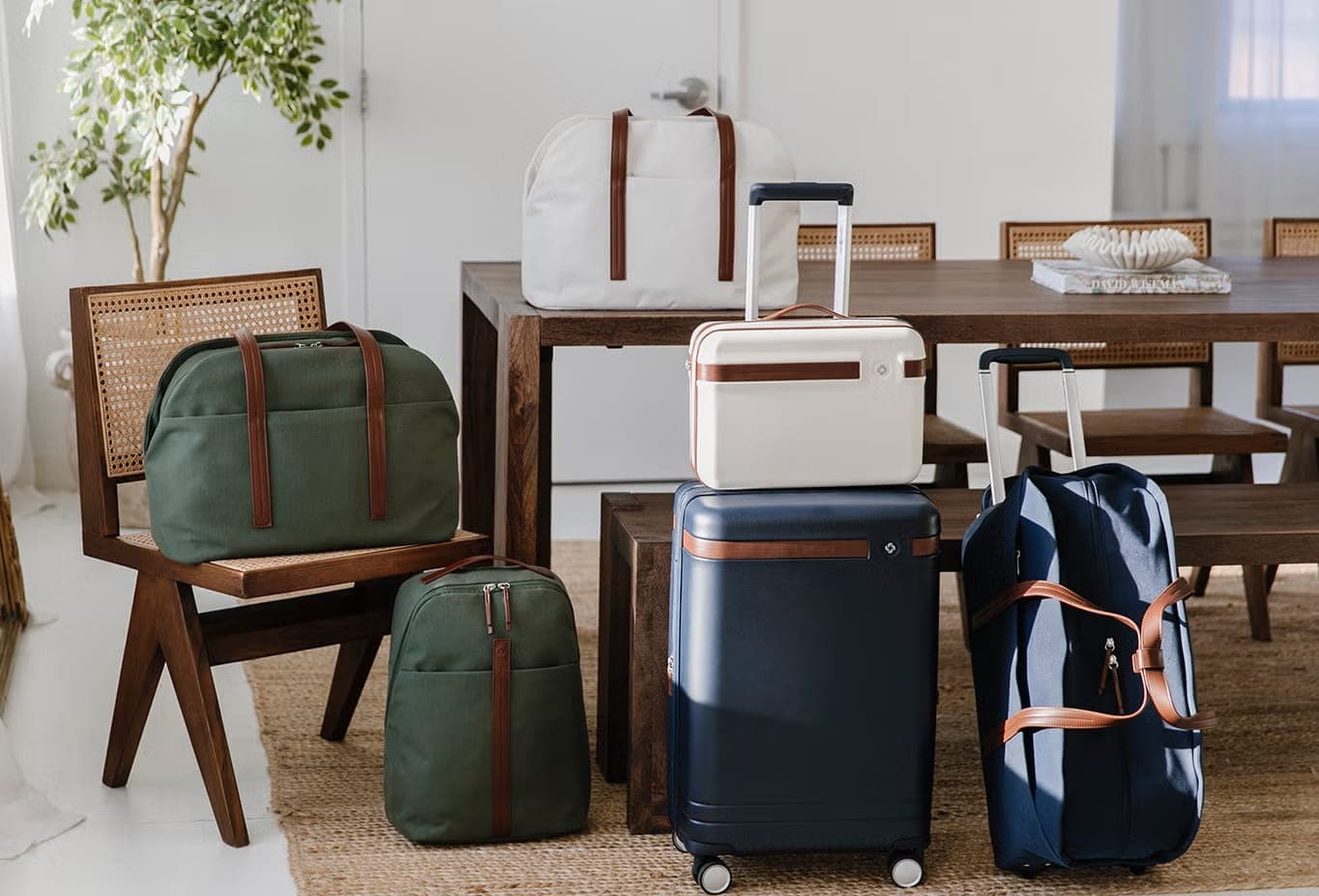 Samsonite header
